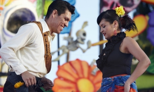 Las Cafeteras performs at Dios de Los Muertos, Day of the Dead, Hollywood Forever